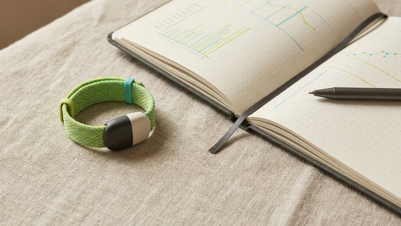 Wearable junto a un registro diario de hábitos